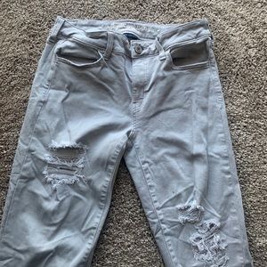 AEO Super Stretch Distressed X-Long Jegging